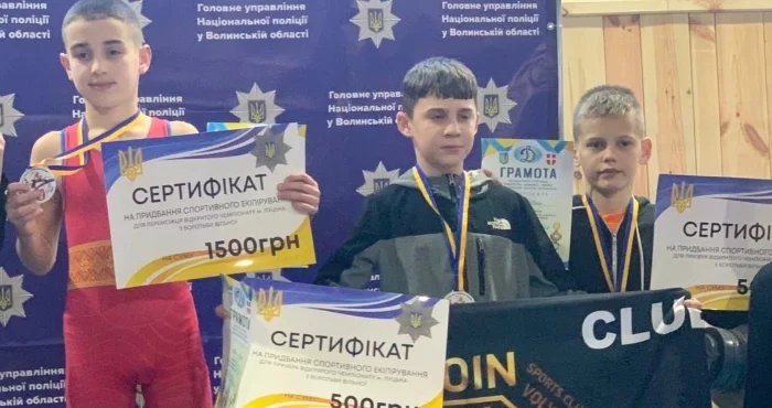 На чемпіонаті Луцька відзначилися юні любешівські борці