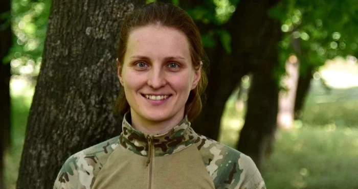 Поранених бійців на передовій рятує медикиня опікового відділення з Луцька