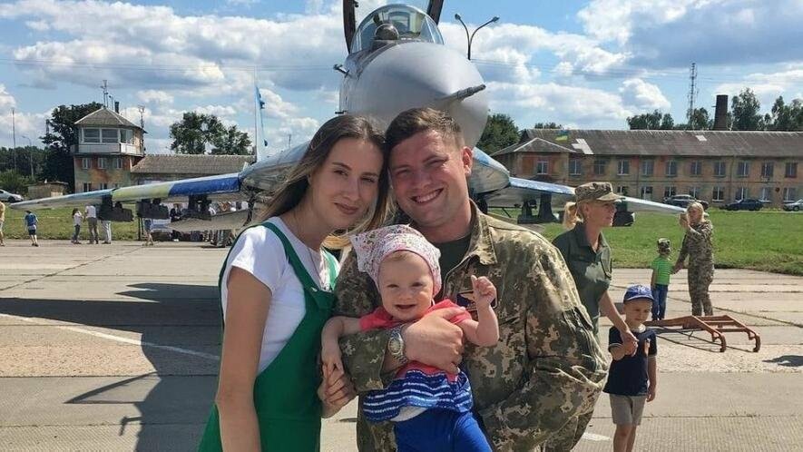 Героями України посмертно стали луцький льотчик та офіцер з Ратного