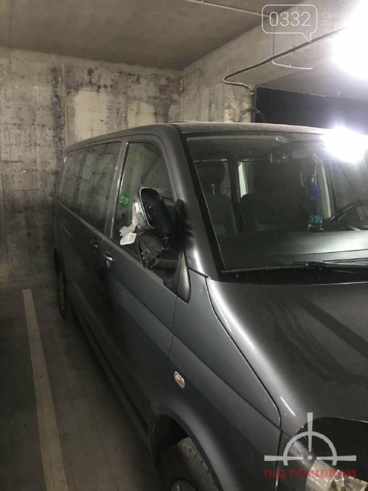 У луцькій новобудові вандал потрощив автівки: порушника забрала поліція, фото-6