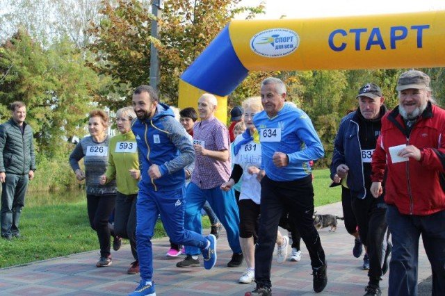 У ЛУЦЬКУ ВІДБУВСЯ СПОРТИВНИЙ ФЕСТИВАЛЬ ДЛЯ ОСІБ ПОВАЖНОГО ВІКУ