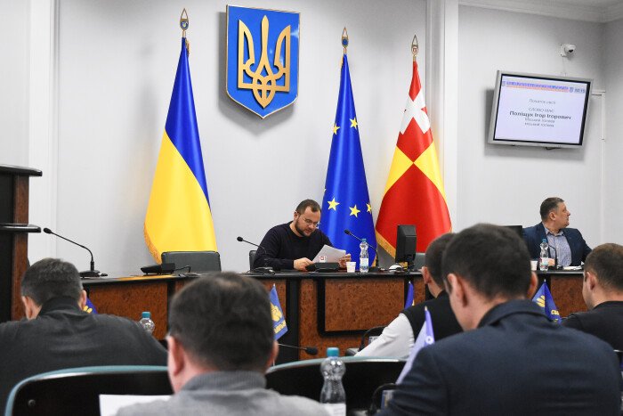 У ЛУЦЬКУ ВИДІЛИЛИ КОШТИ ПРАЦІВНИКАМ ЗАКЛАДІВ ОСВІТИ, КУЛЬТУРИ І СПОРТУ ТА ПОСТРАЖДАЛІЙ У ДТП