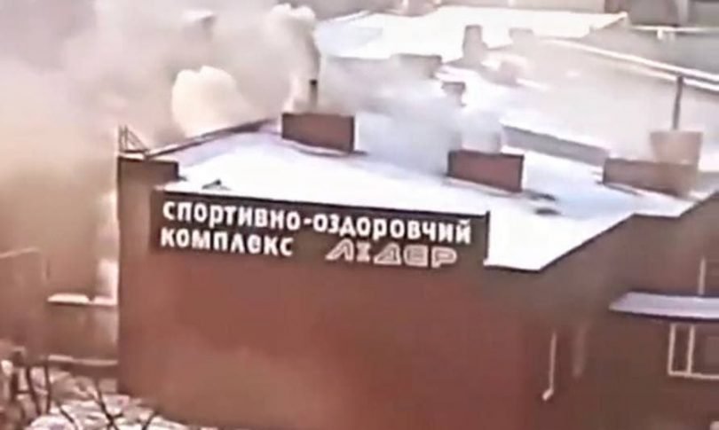 У ЛУЦЬКУ ЛІКВІДУВАЛИ ПОЖЕЖУ У СПОРТКОМПЛЕКСІ