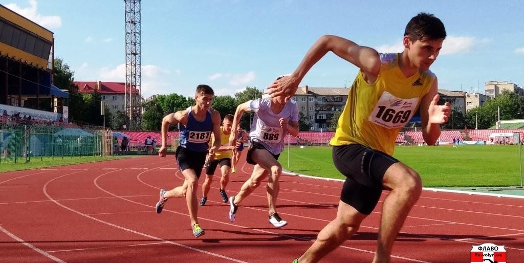 Волинська збірна з бігу стала срібним призером на чемпіонаті України Волинська збірна з бігу стала срібним призером на чемпіонаті України