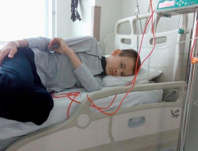 На операцію 13-річному волинянину не вистачає майже 7 тис доларів На операцію 13-річному волинянину не вистачає майже 7 тис доларів, Іванна Шуба