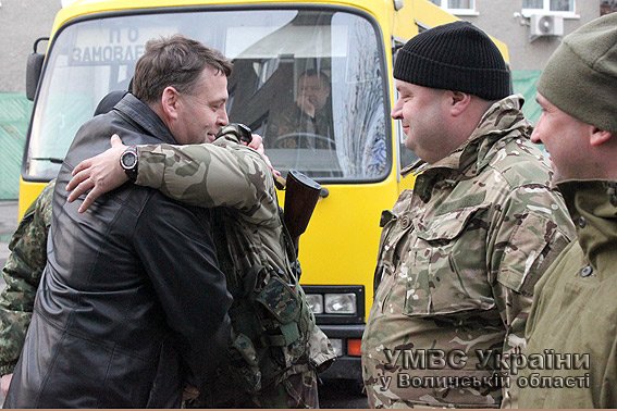 Волинські оперативники нестимуть службу на блокпості поблизу Донецька (ФОТО) (фото) - фото 1